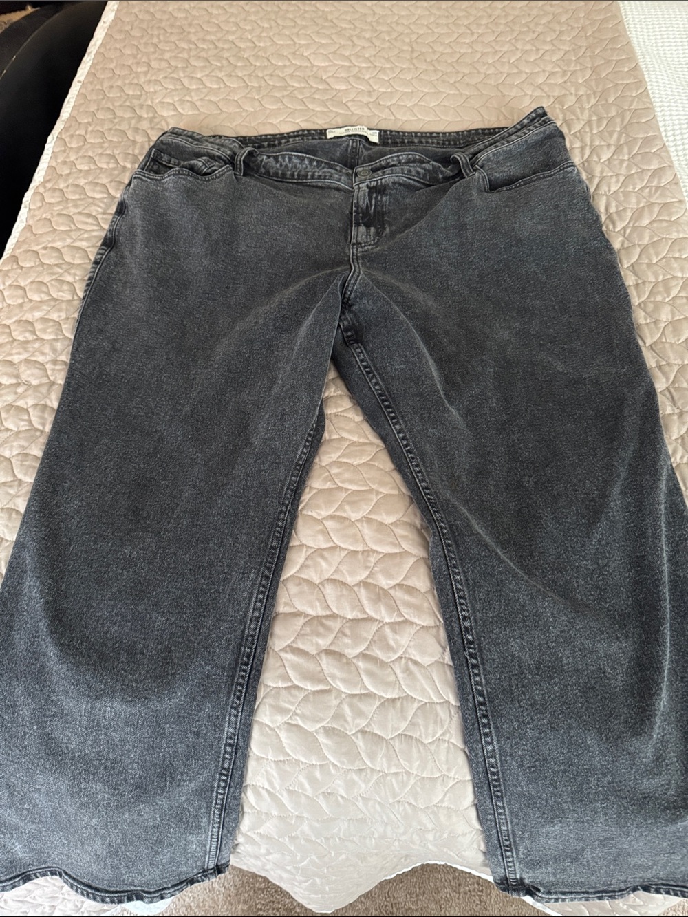 Hollister Faded Black Boyfriend Jeans